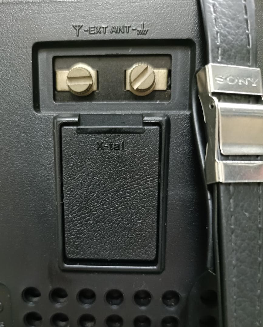 d*7様 SONY ICF-5600 スカイセンサー　ソニー　昭和レトロ