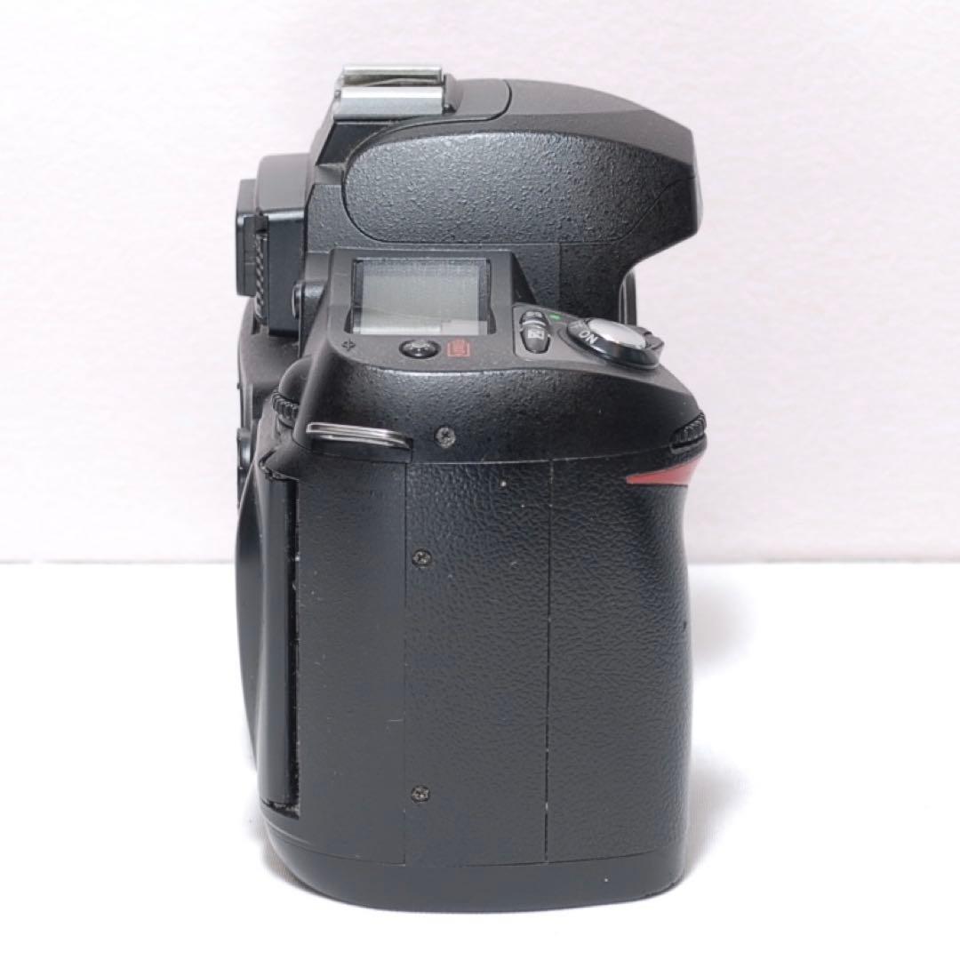 一本で近くから遠くまで✨ニコン D70✨一眼レフカメラ✨入門モデル✨万能レンズ