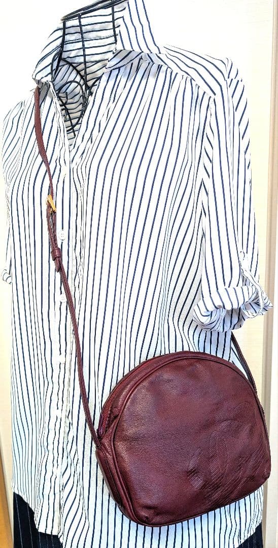 ♥ルンルン♥✨美品✨　ロエベ　ショルダーバッグ　ナッパレザー　アナグラム