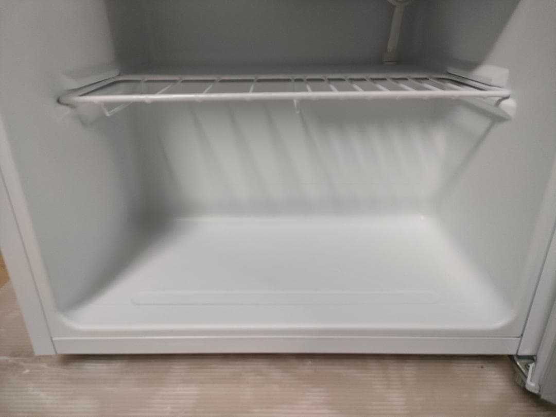 美品 コンフィー/comfee 小型冷蔵庫 RCD45WH/E 2024年製