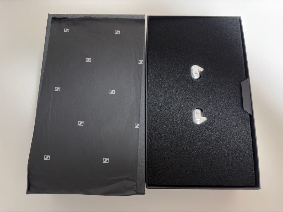 【eイヤ購入品】ゼンハイザー IE900 + オマケで4.4mmケーブル２つ