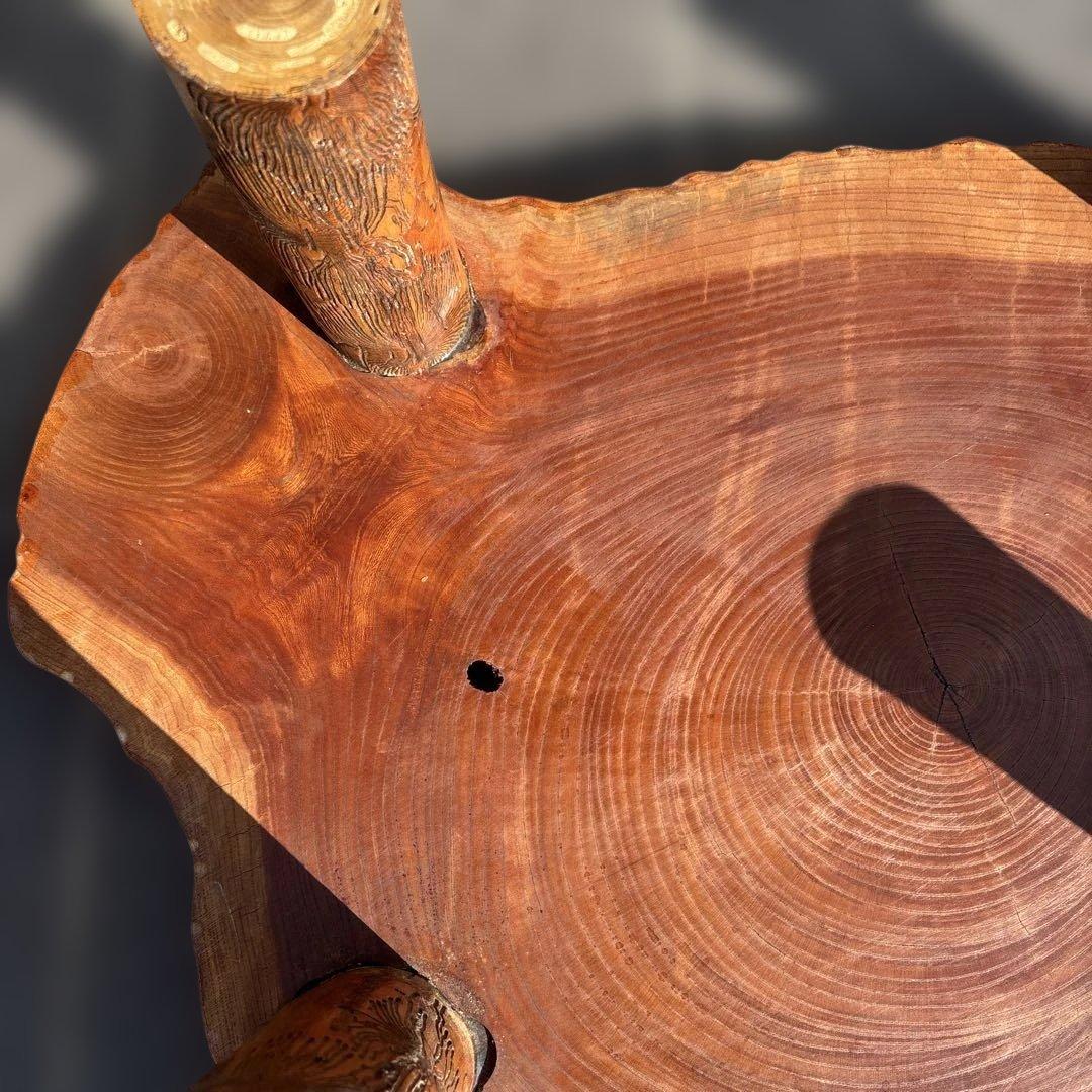 木製テーブル 自然な形状