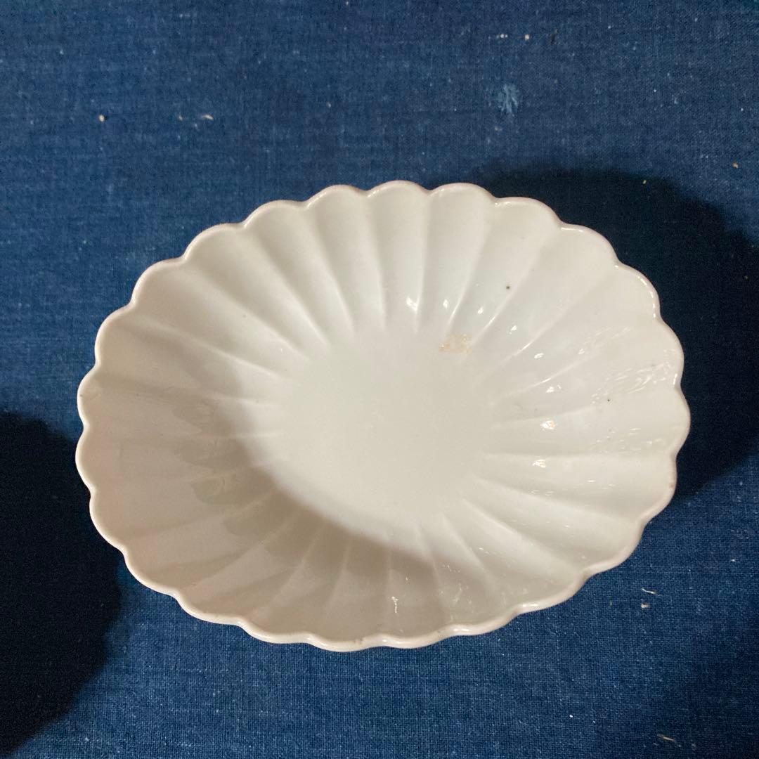 伊万里　白磁菊花形　楕円豆鉢　楕円小鉢　柿右衛門　一客