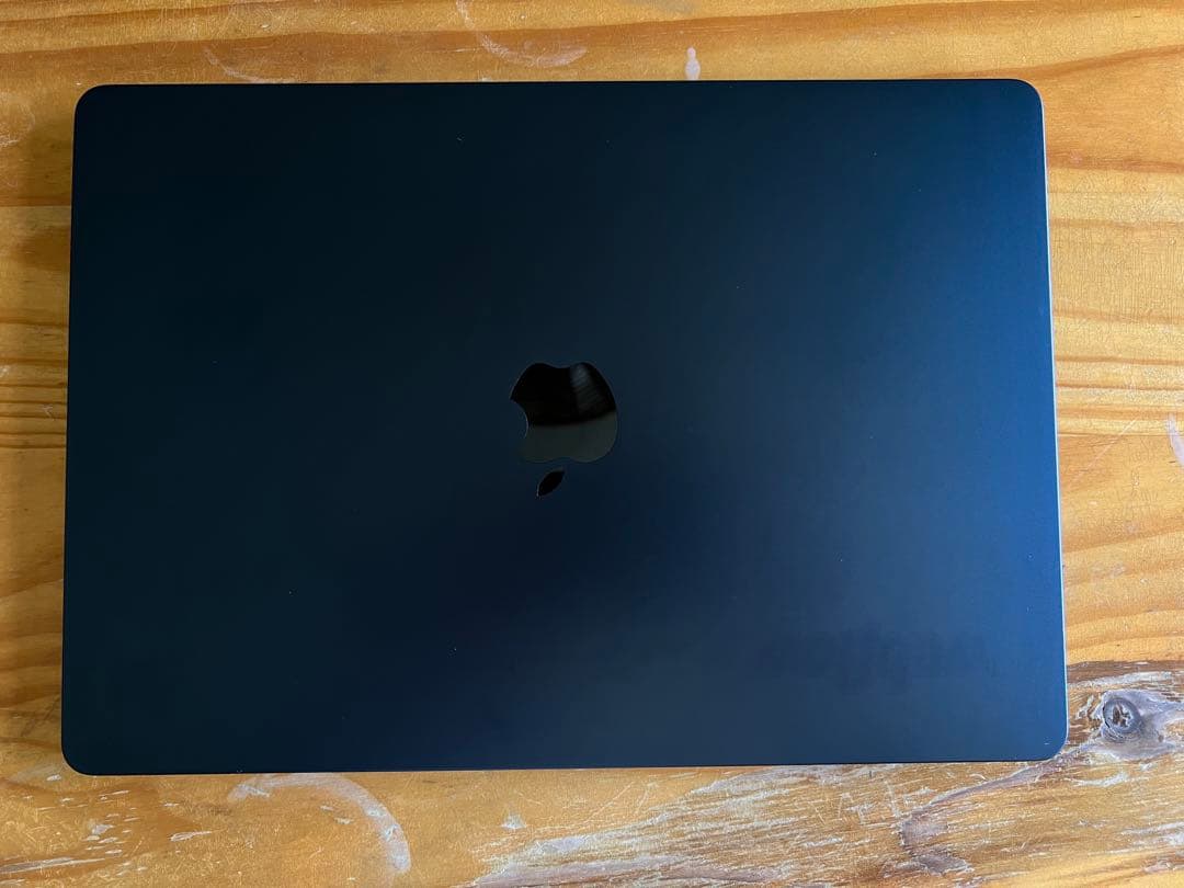 apple MacBook Air 15インチ　M2　ミッドナイト