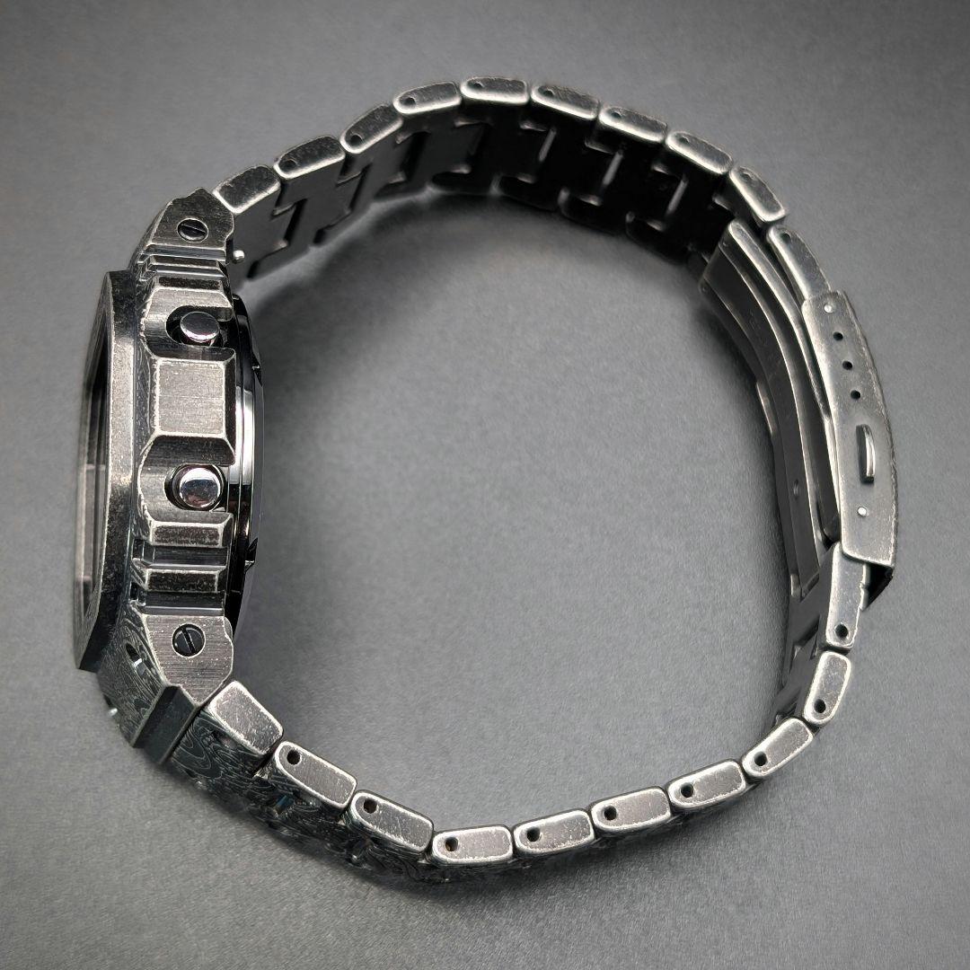 G-SHOCK GW5000U 電波ソーラー 高輝度LED ペイズリーフルメタル