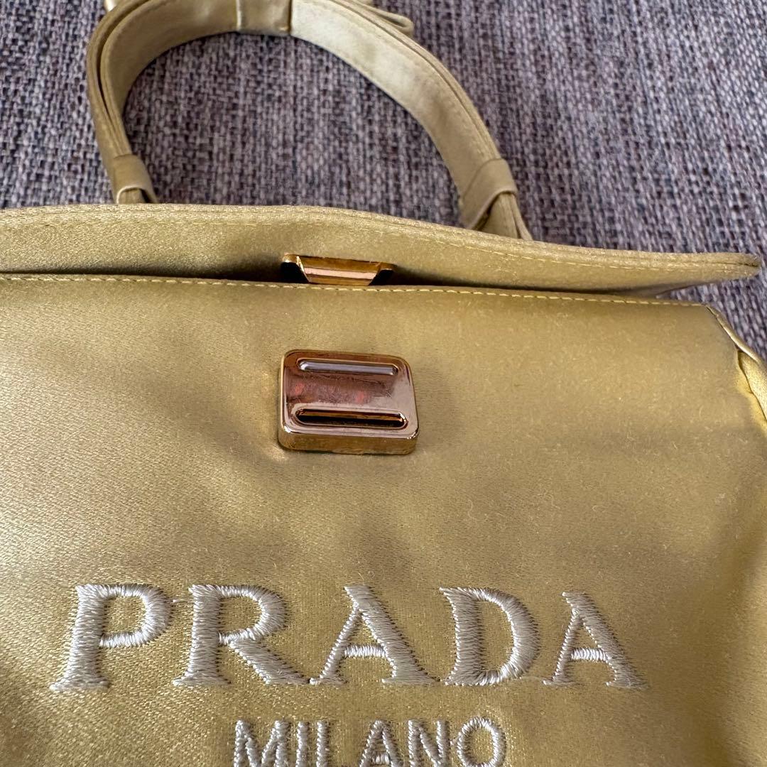【PRADA 】サテン　イエロー ハンドバッグ　パーティー　結婚式