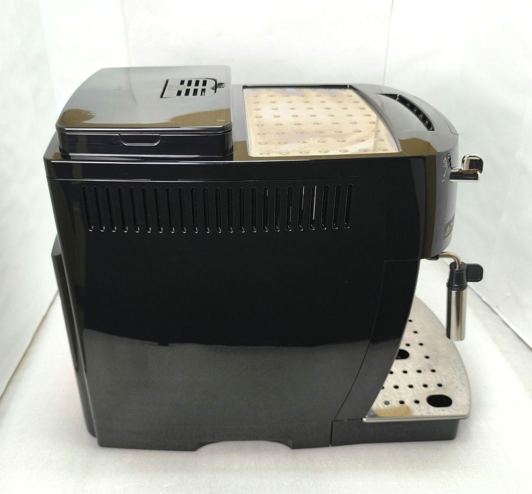 デロンギ　コンパクト全自動コーヒーマシンマグニフィカS ECAM22112B　9