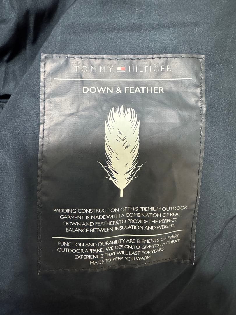 トミーヒルフィガー 赤 ダウンジャケット フード付き ベスト