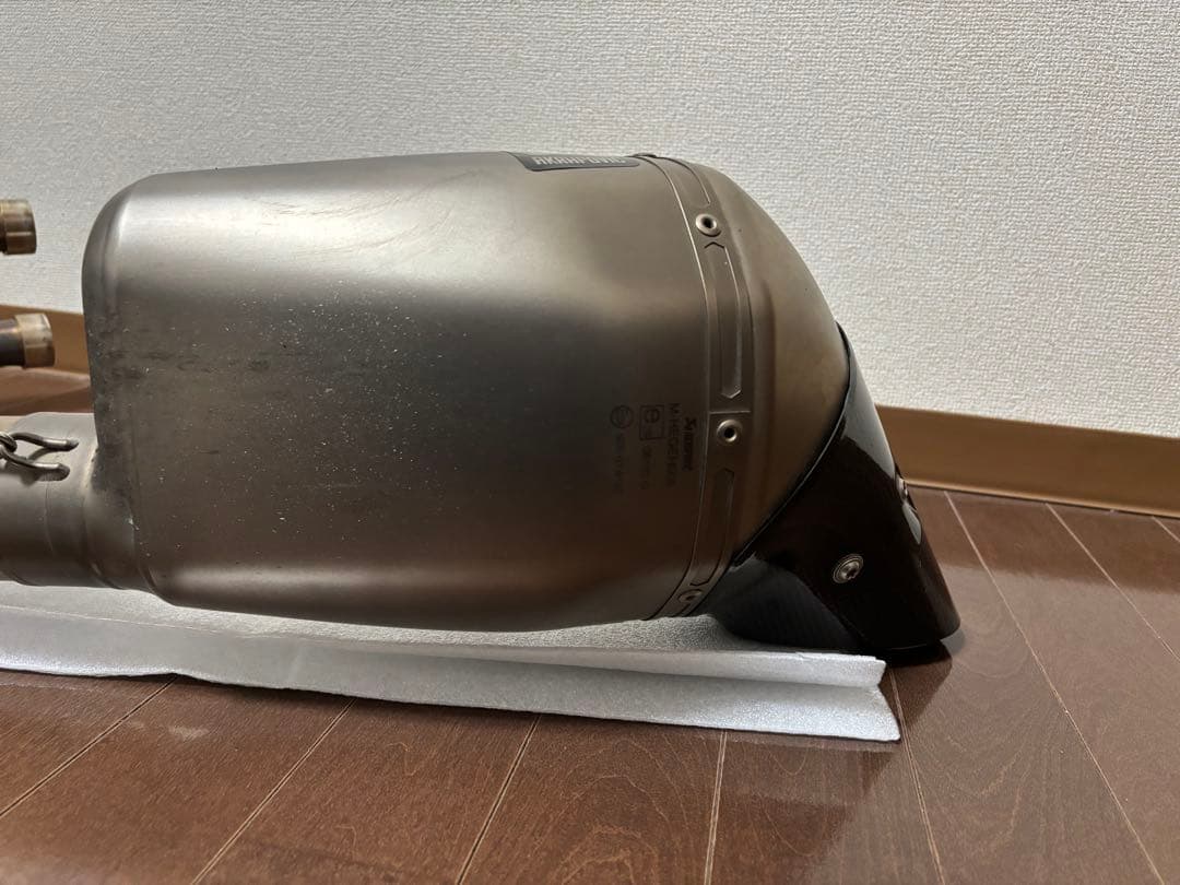 アクラポビッチ フルエキマフラー レーシングライン MT-07 / XSR700