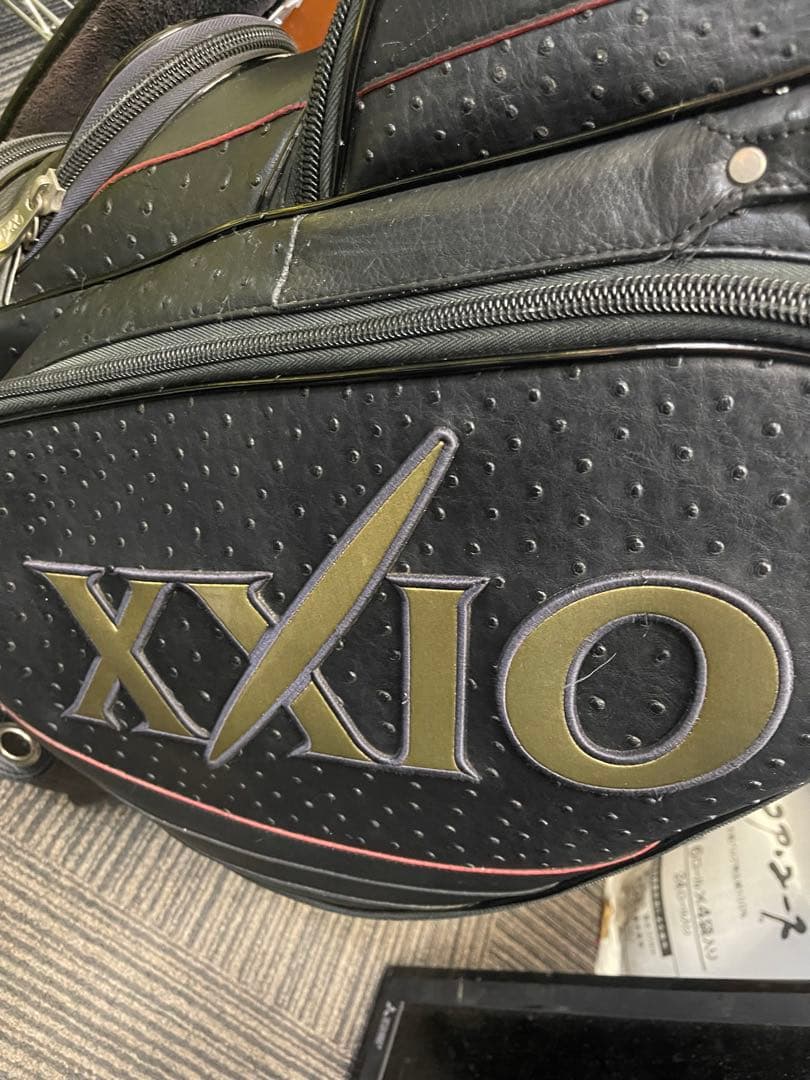 ゼクシオオーストリッチキャディバッグ　ゴルフバック　オーストリッチ　XXIO
