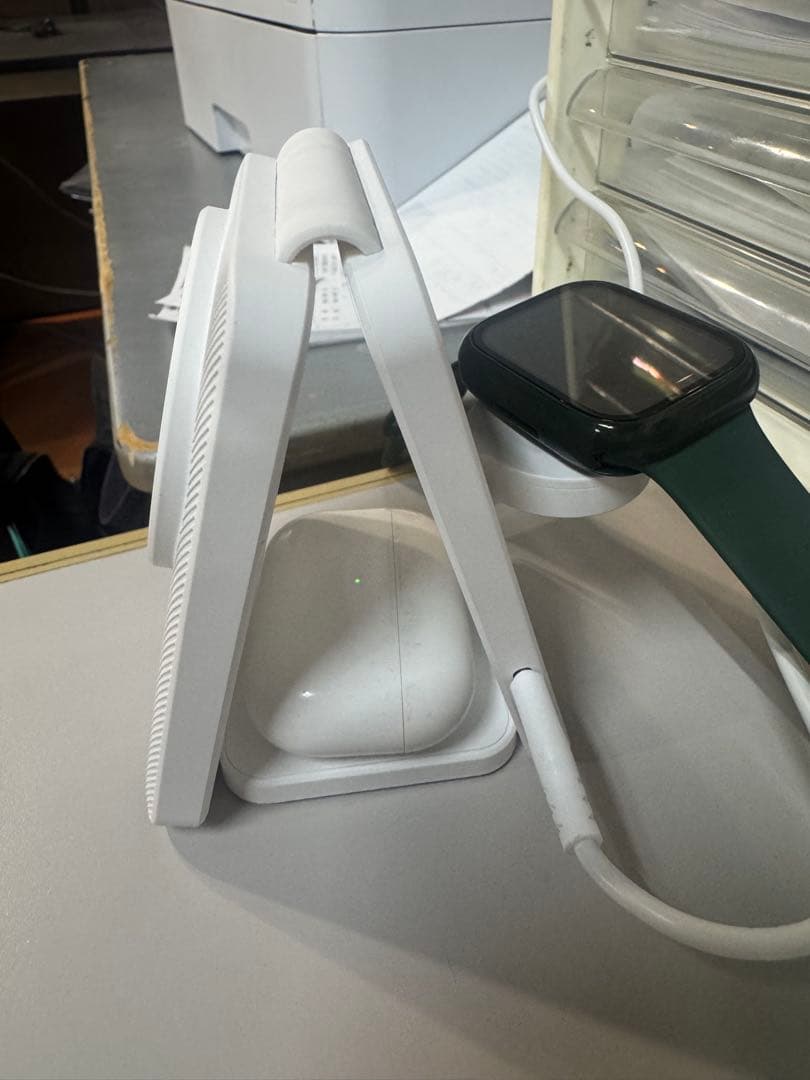 AirPods Pro 第一世代　本体 ホワイト ケース