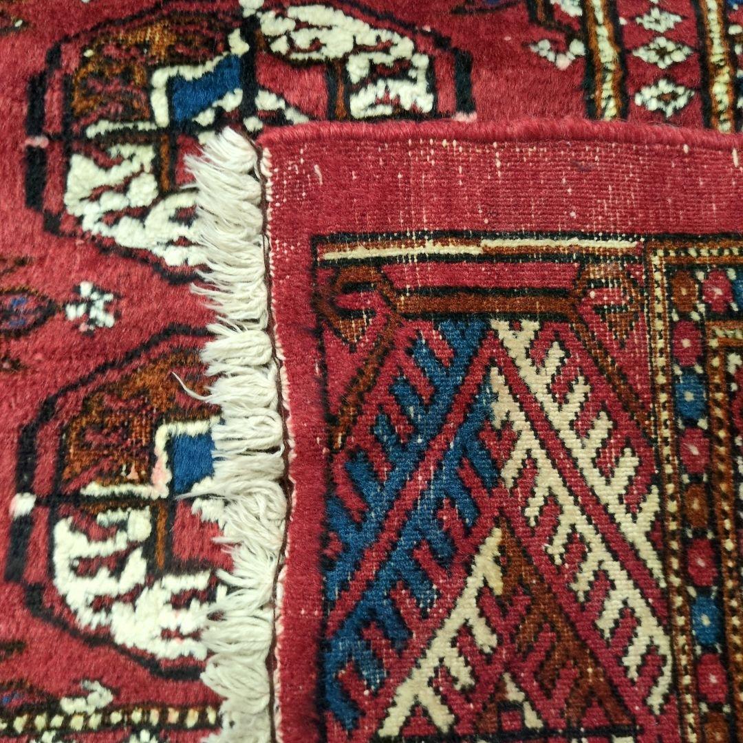 ヴィンテージラグ　パキスタン　トライバルラグ　手織り絨毯　レッド