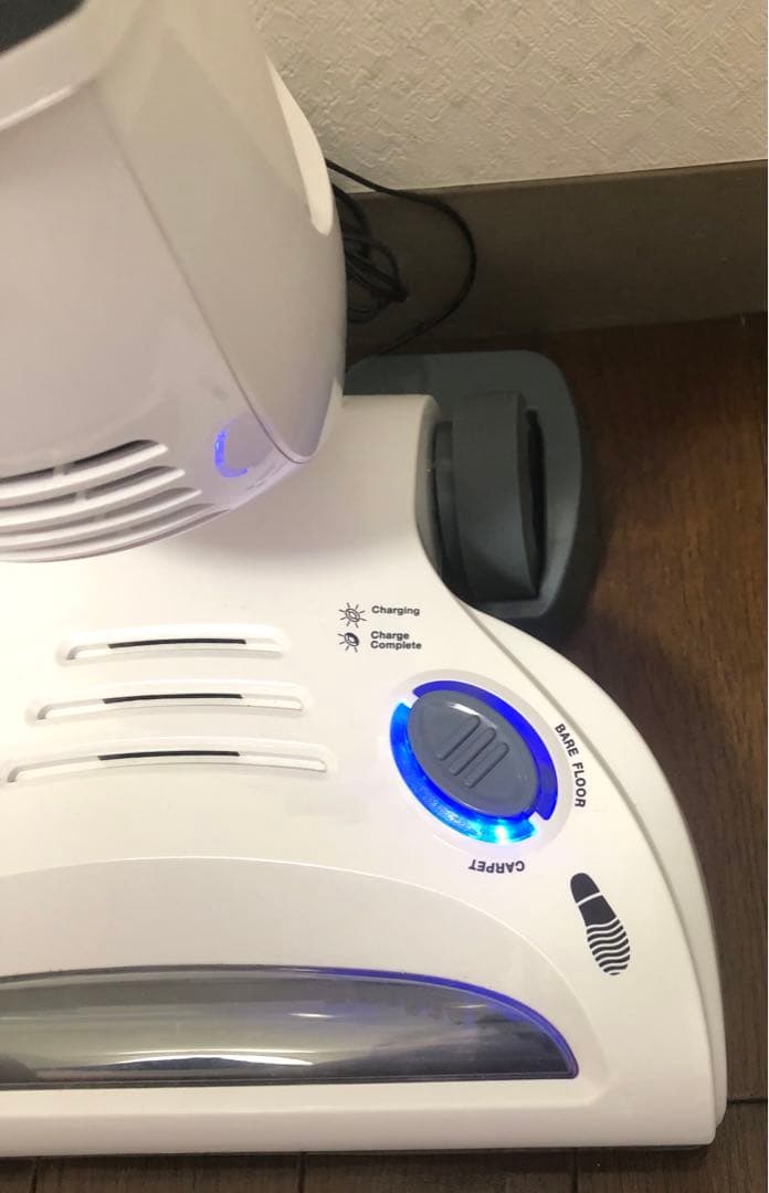 コードレス掃除機・スティッククリーナー(Shark SV1106)カーペット推奨