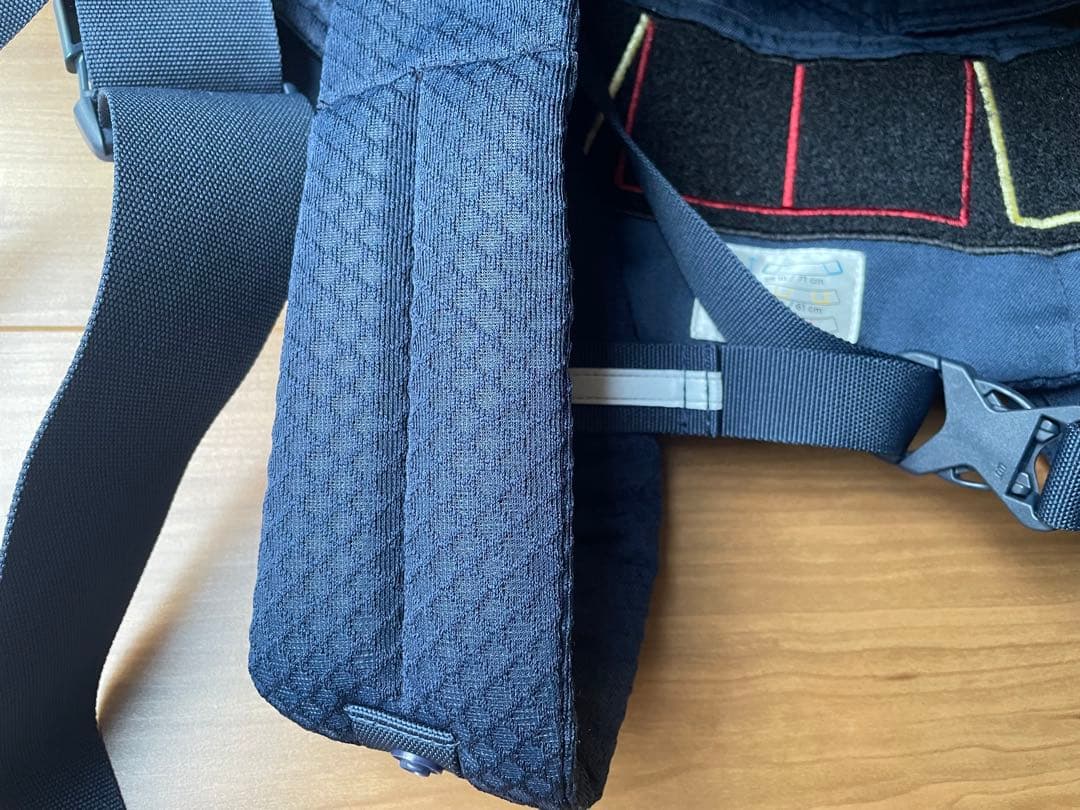 抱っこ紐　エルゴベビー　オムニ　ブリーズ　ネイビー　OMNI Breeze