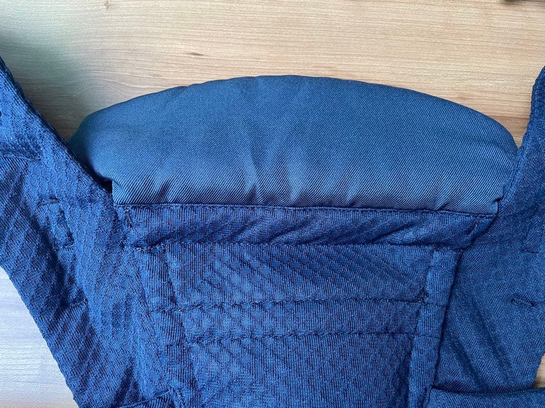 抱っこ紐　エルゴベビー　オムニ　ブリーズ　ネイビー　OMNI Breeze