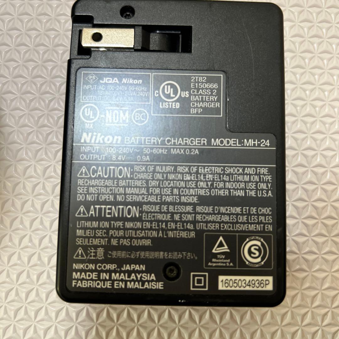 Nikon D5500 ダブルズームキット 一眼レフカメラ