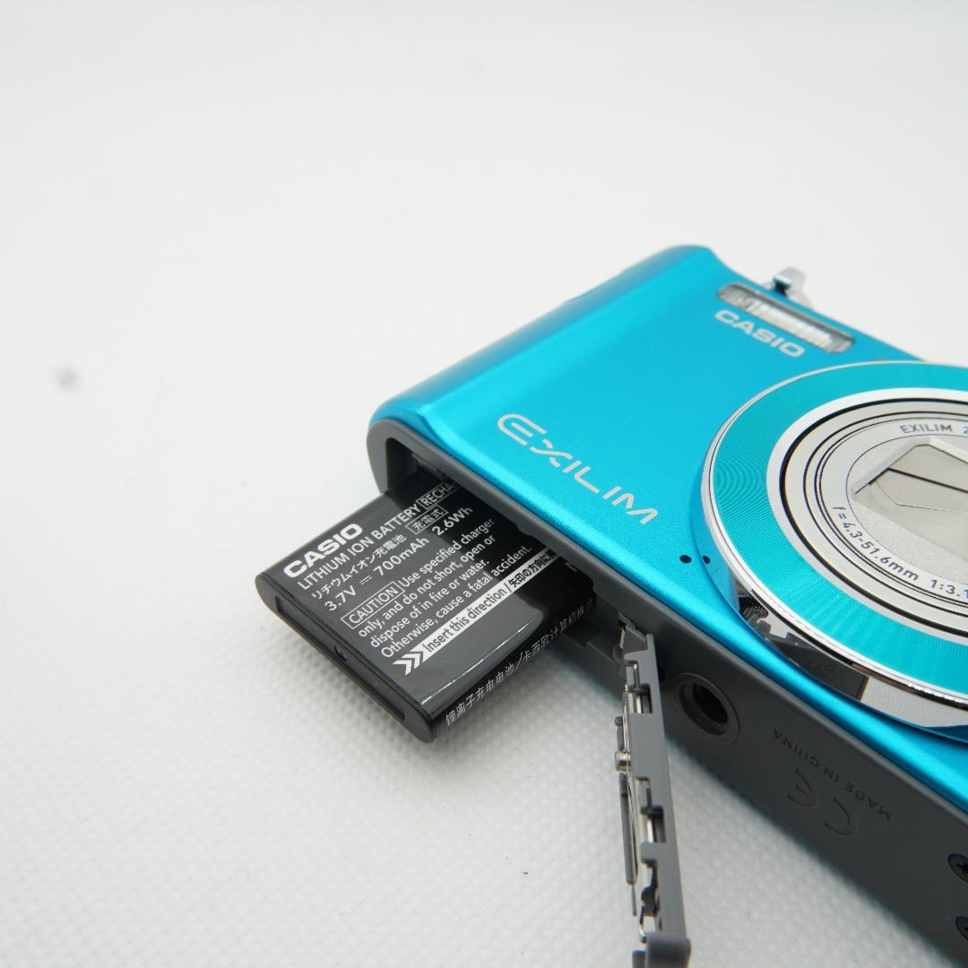 【完動品】CASIO EXILIM EX-ZS210 ブルー