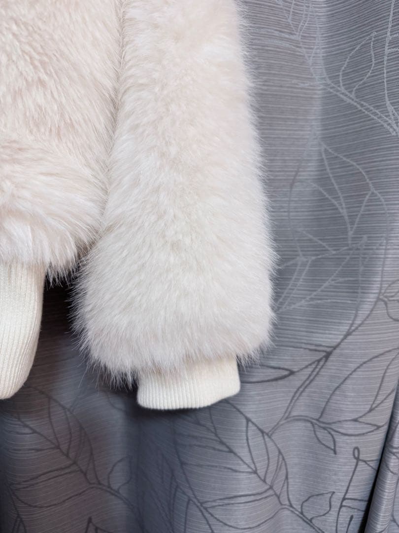 lilLilly フェイクファーレッグカバーホワイト レッグウォーマー パーカー