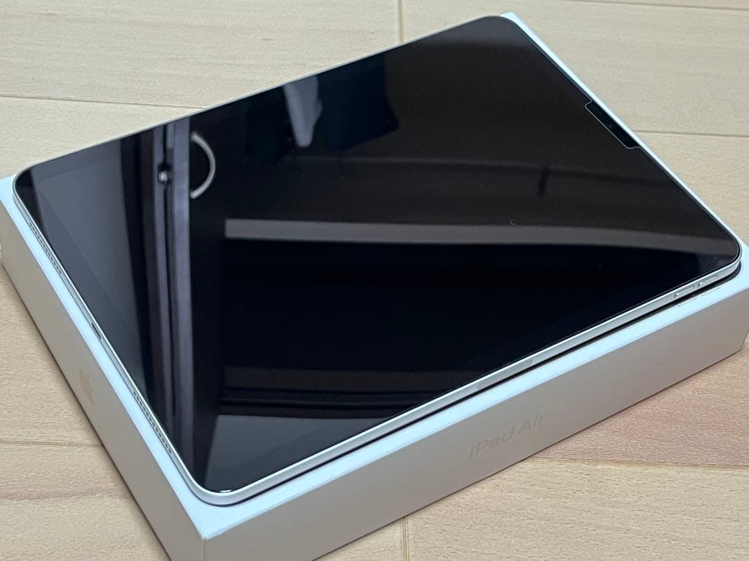 Apple iPad Air 10.9インチ 第5世代 Wi-Fi 64GB