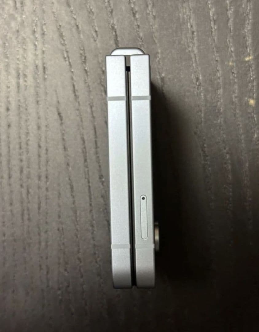 Samsung Galaxy Z Flip6 本体