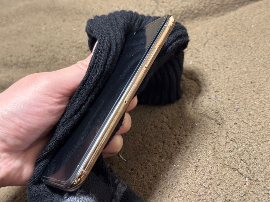 【美品】iPhoneXS ゴールド 64GB SIMフリー