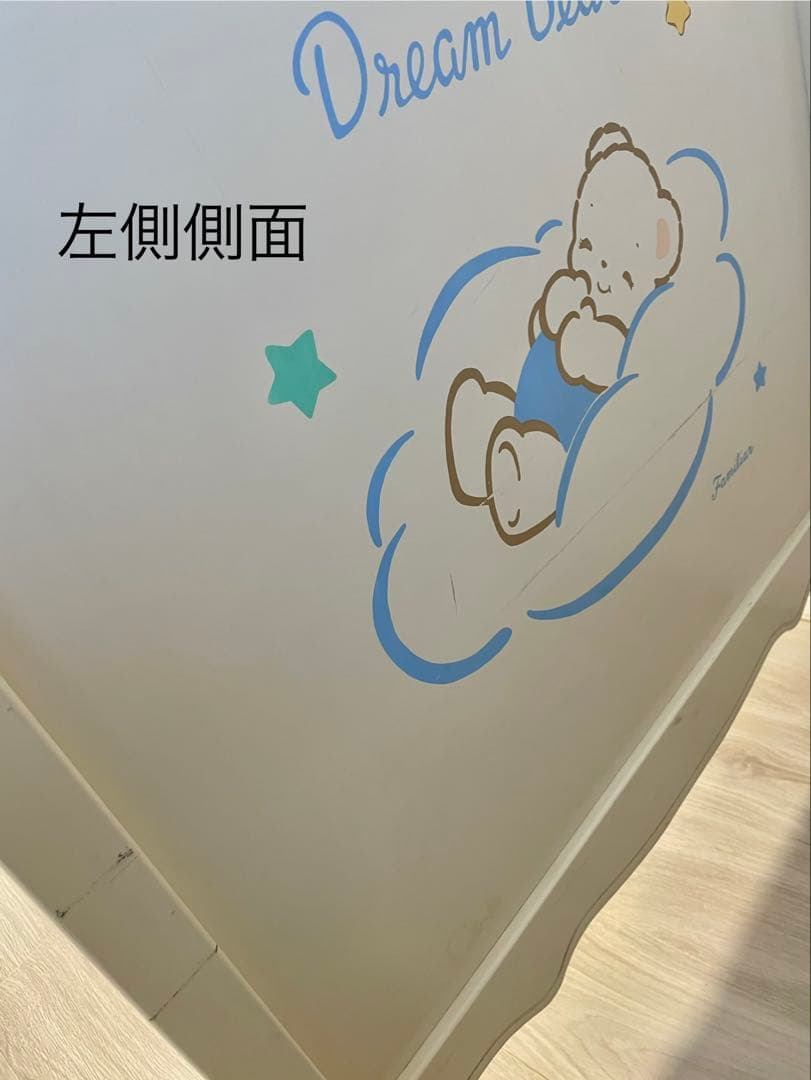 お値下げ！familiar ベビーベッド ファミちゃん絵柄