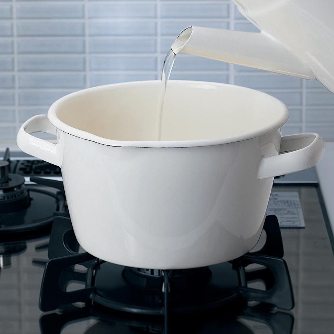 琺瑯　ホーロー　オイルポット　揚げ鍋　天ぷら鍋　日本製　ベルメゾン