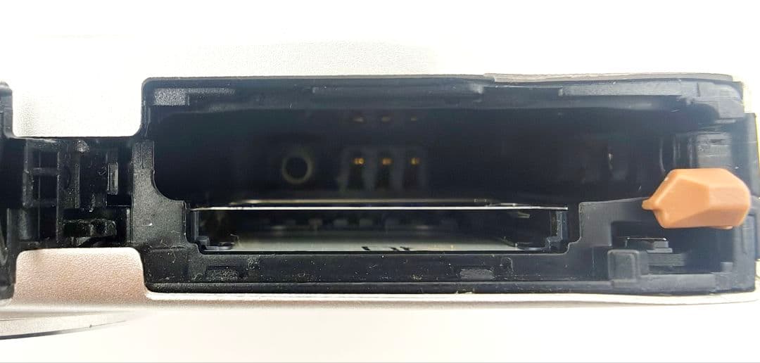 美品　ガラスコーティング済み　Canon IXY220F シルバー