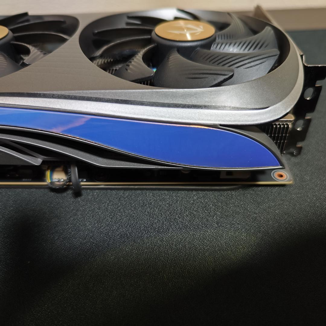 グラフィックボード・グラボ・ビデオカード GEFORCE RTX 4090 AMP EXTREME AIRO 24GB