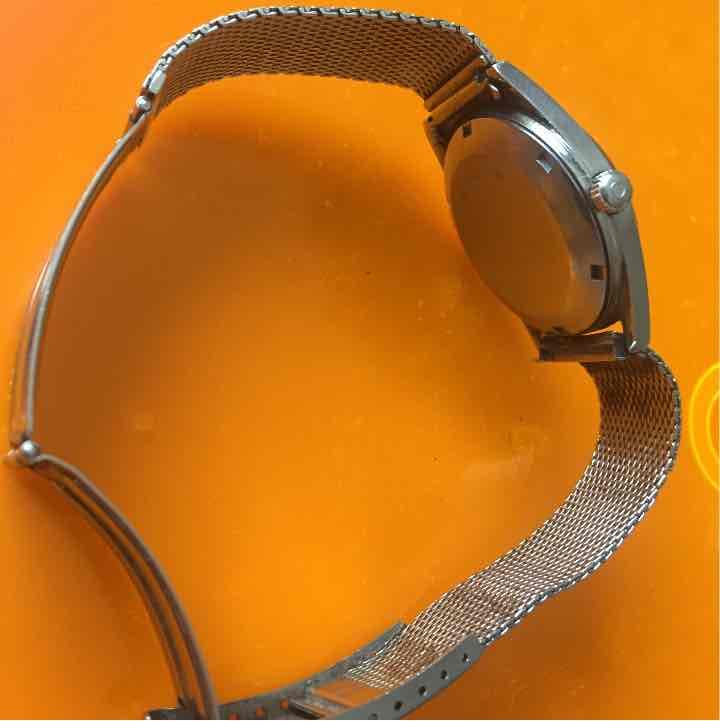 Omega Autmatic.  自動巻 機械時計