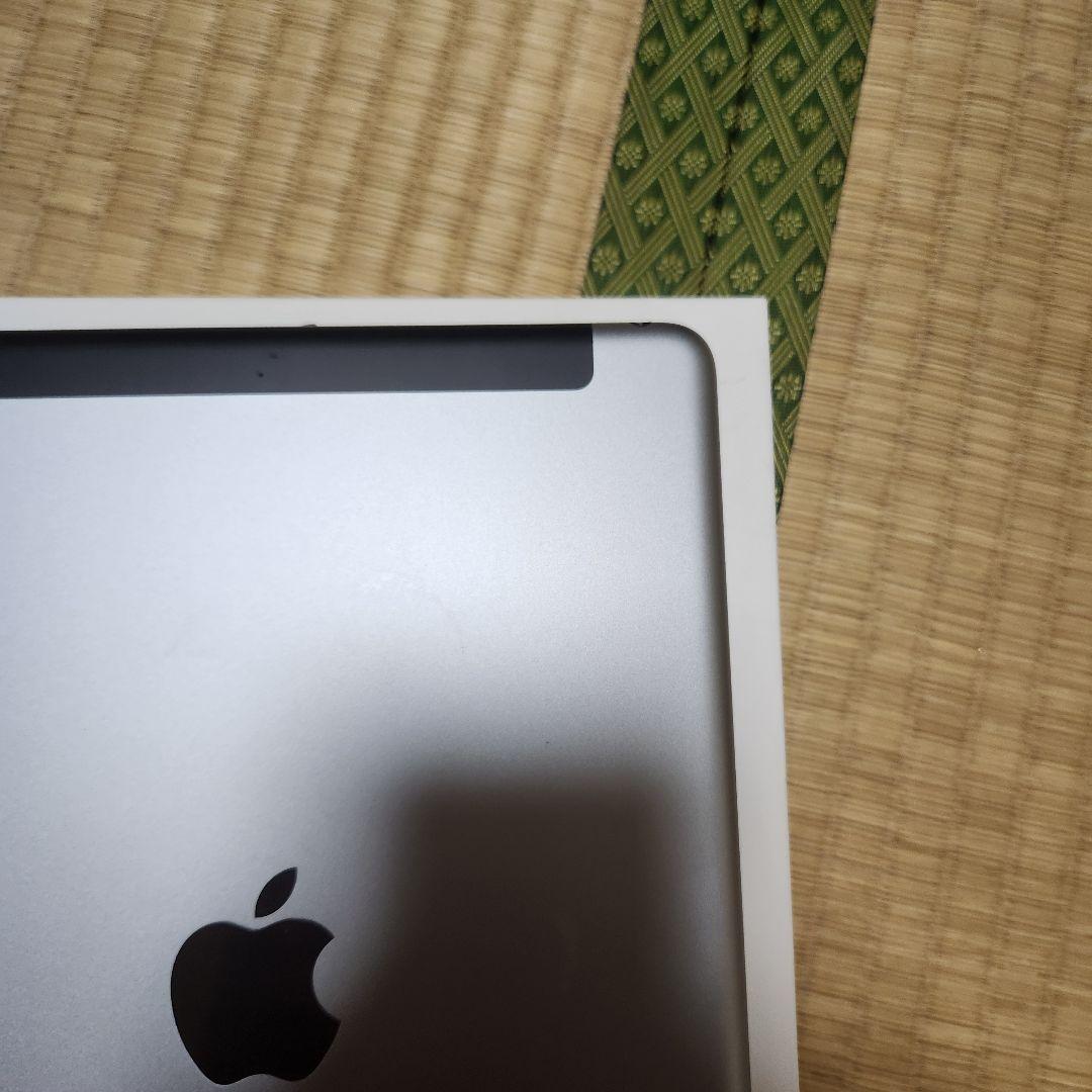 Apple iPad 第６世代バッテリー容量91% Simフリー