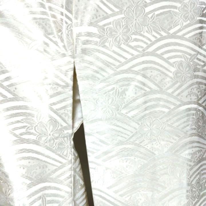 白無垢 波と草花が隙間なく描かれた 打掛BB