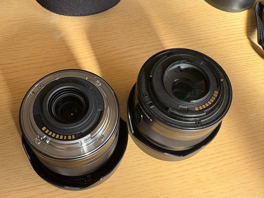 【値下げ】Canon EOS Kiss M、超広角レンズ 、高級フィルター他