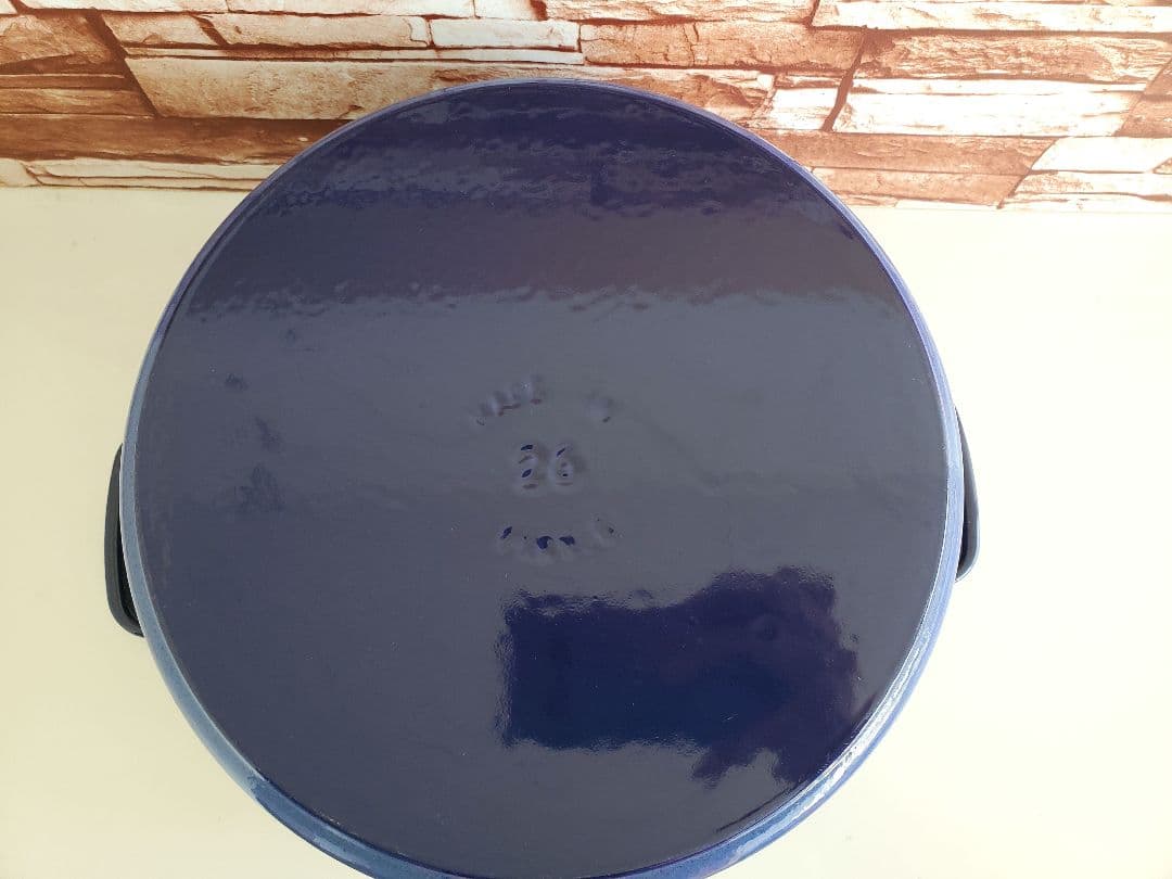 【美品/値下げ中】staub ピコ・ココット ラウンド ロイヤルブルー　ストウブ