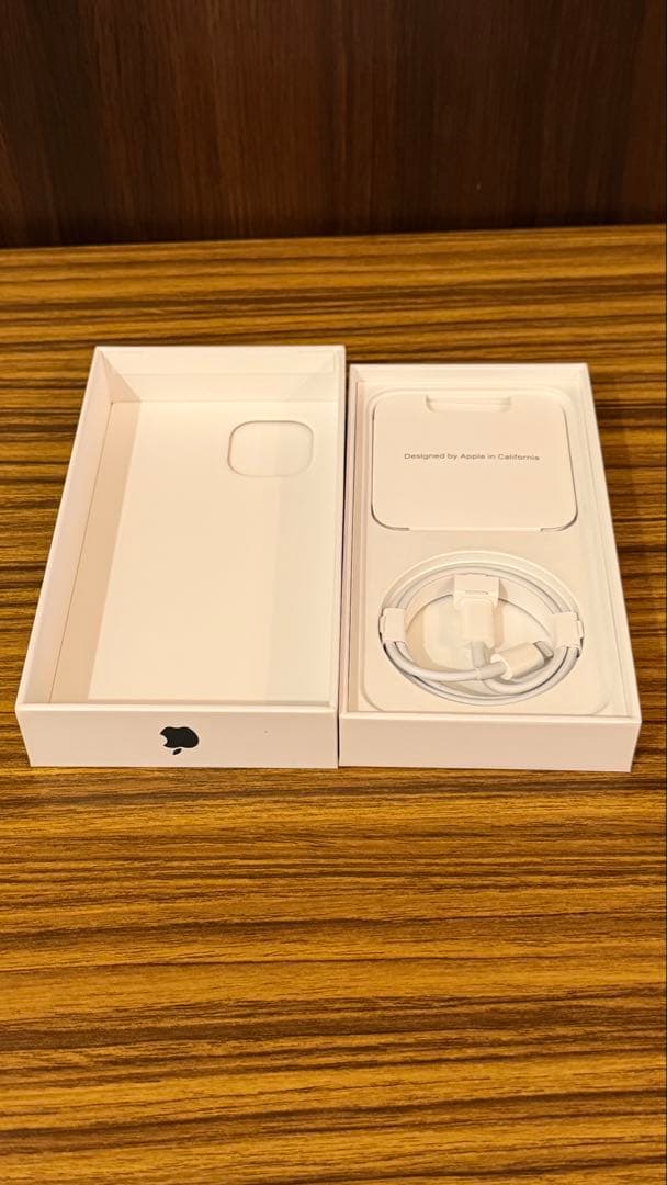 iPhone13 256GB ブルー 箱付き