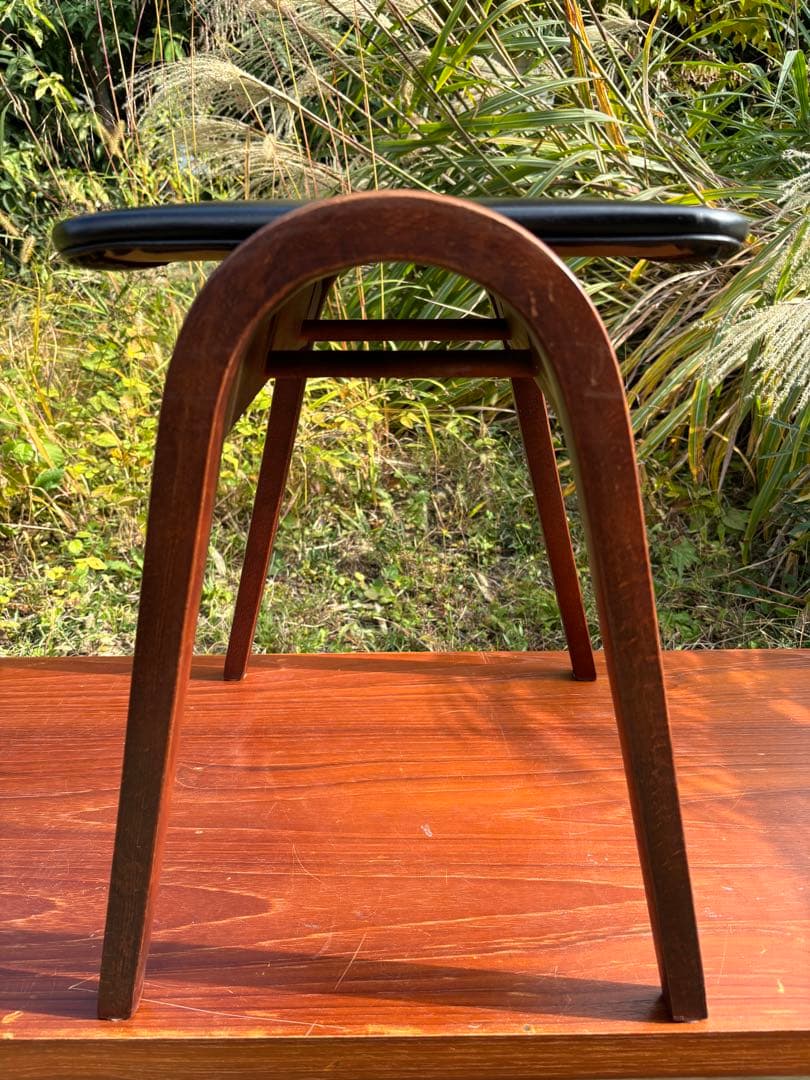 秋田木工　スタッキングスツール　剣持勇　NO.202