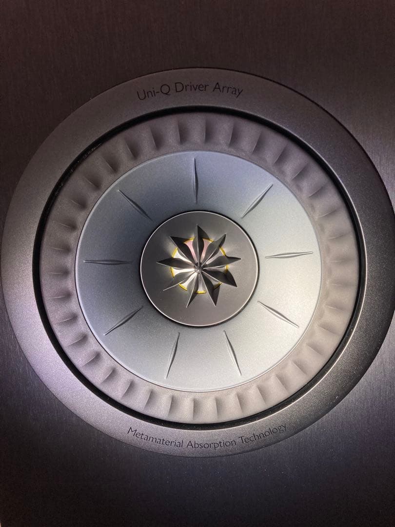 スピーカー・ウーファー KEF Q1 