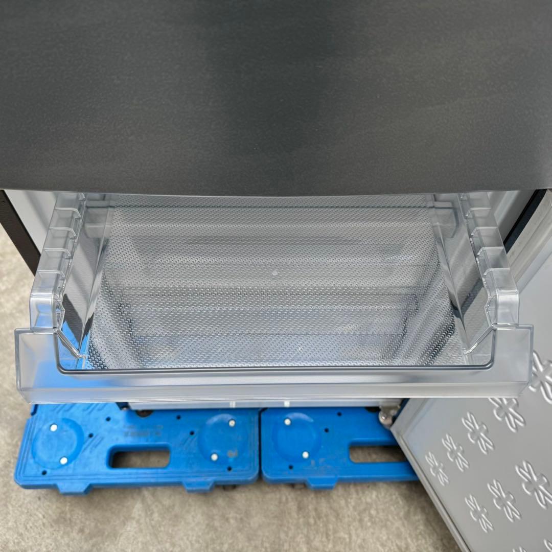 237⭐️2023年製★ハイアール　冷蔵庫　大型　173L 一人暮らし