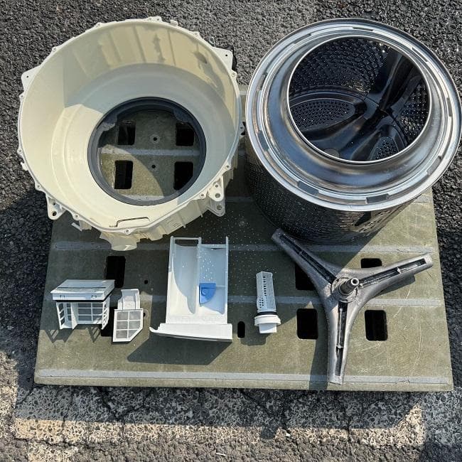 地域限定送料無料　美品 アイリスオーヤマ ドラム式洗濯乾燥機 CDK842