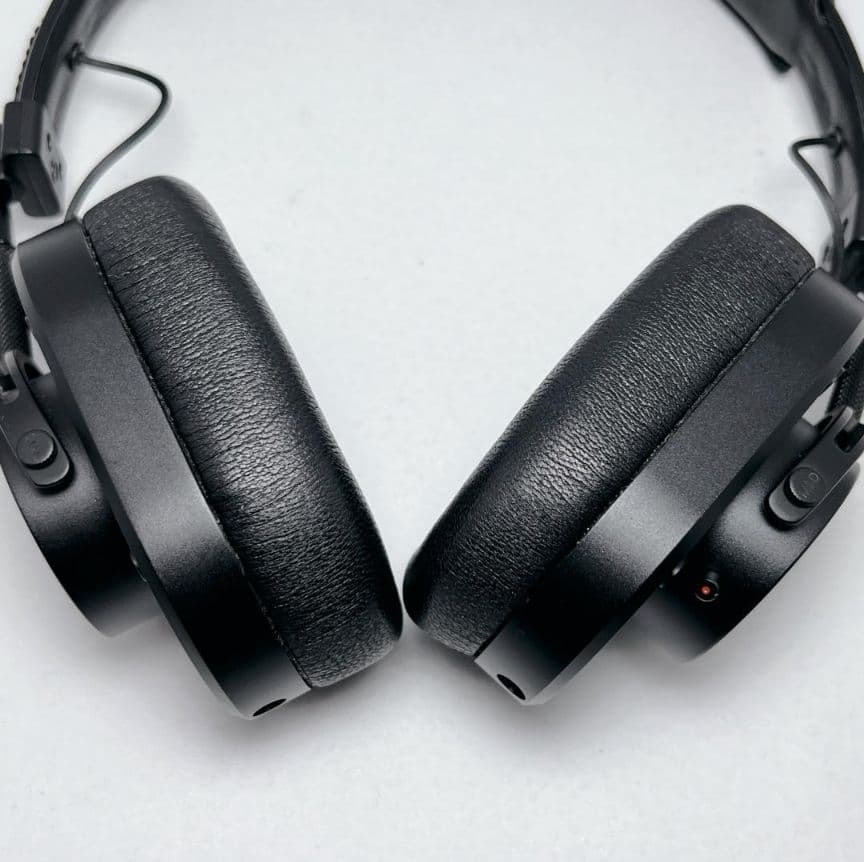 【美品】Master&Dynamic MH40-BLK ヘッドフォン 有線