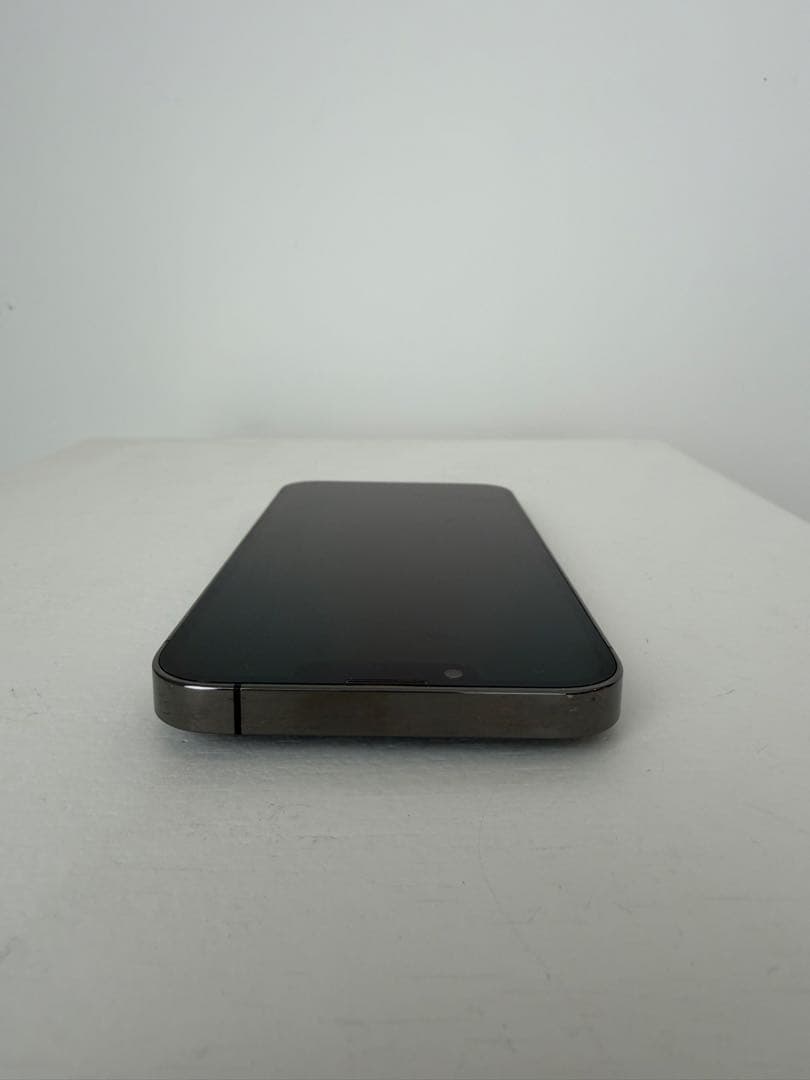 Apple iPhone 13 Pro 1TB グラファイト 本体 中古美品