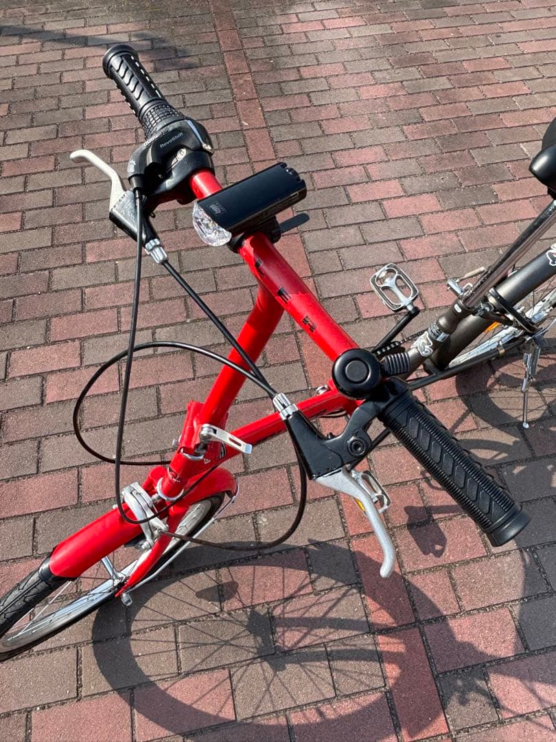 新品タイヤに6段変速機付・折り畳みミニベロ(20㌅)お引取りでも、配達も可能]