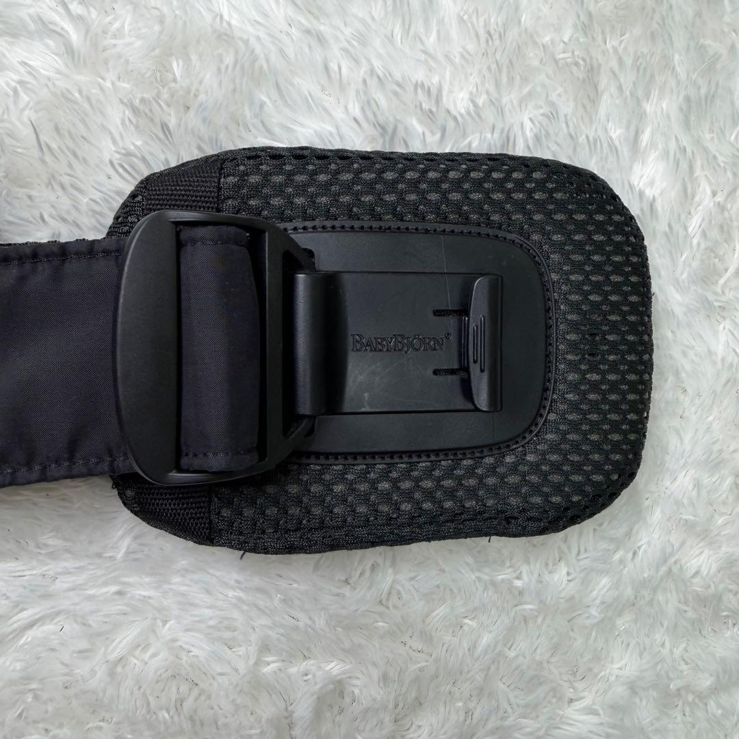 美品 ベビービョルン 抱っこ紐 ハーモニー メッシュ ブラック