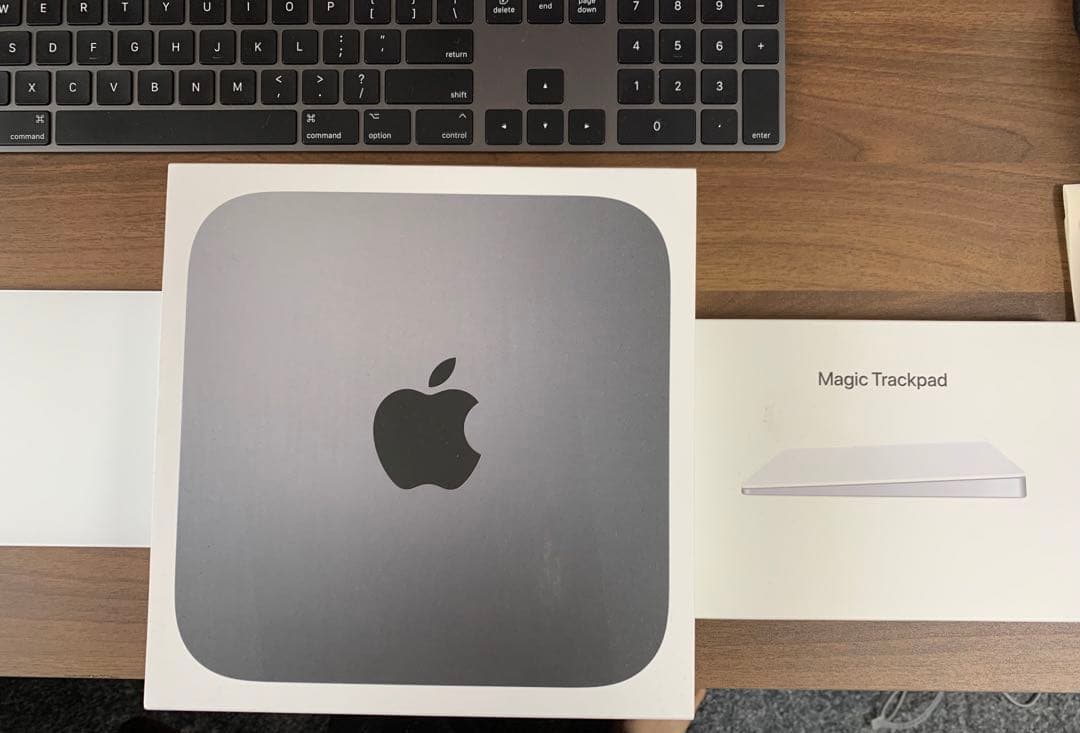 Mac mini メモリ16GB USテンキーキーボード　トラックパッド付き