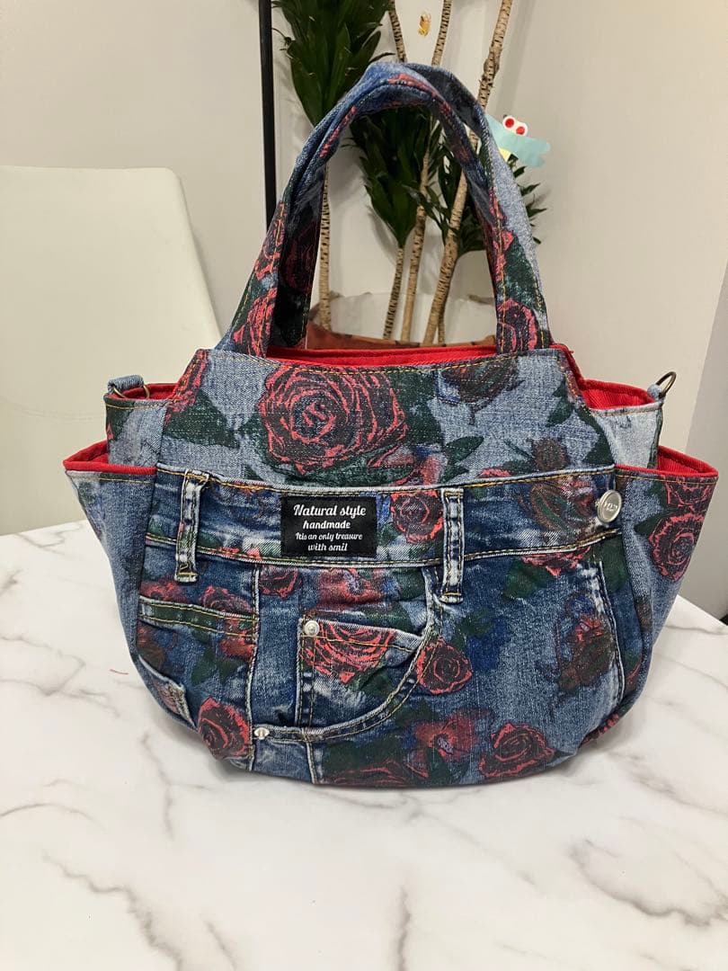 895 tatdwtg大きめデニムリメイクバック　ハンドメイド2点