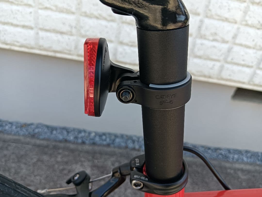 NESTO ネスト FALAD 新品ヘルメット付き ロードバイク