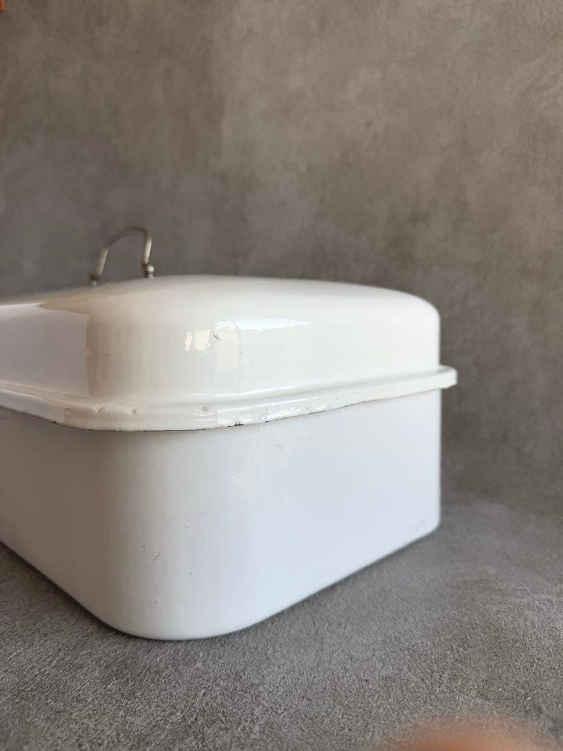 琺瑯ケース　ヴィンテージケース　大