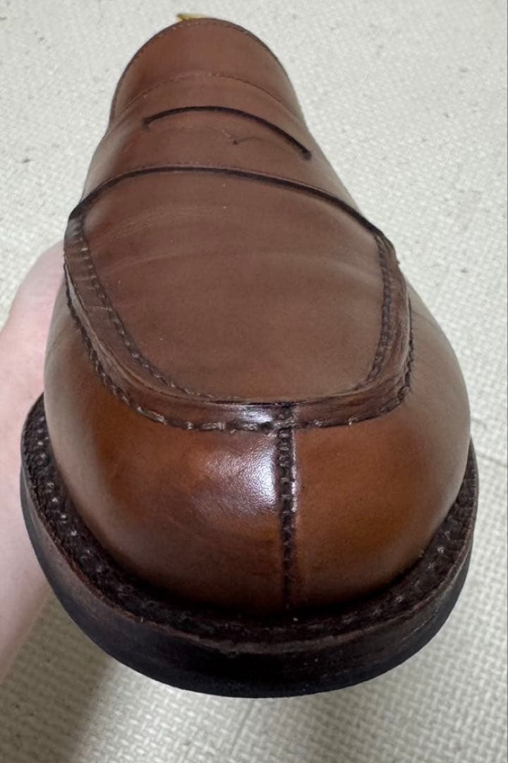 ジャランスリワヤ　ローファー