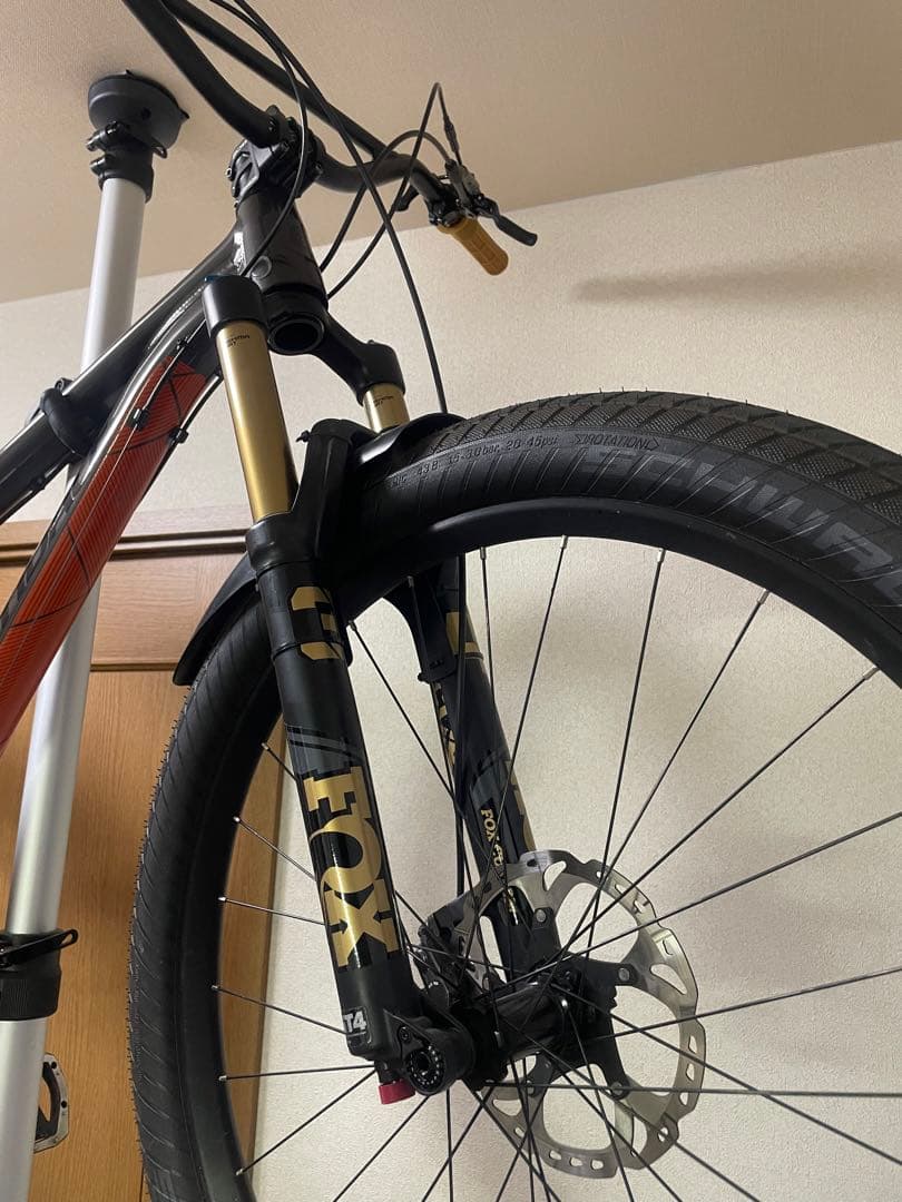 FOXサスペンションフォークファクトリー　34 27.5 150㍉ストローク