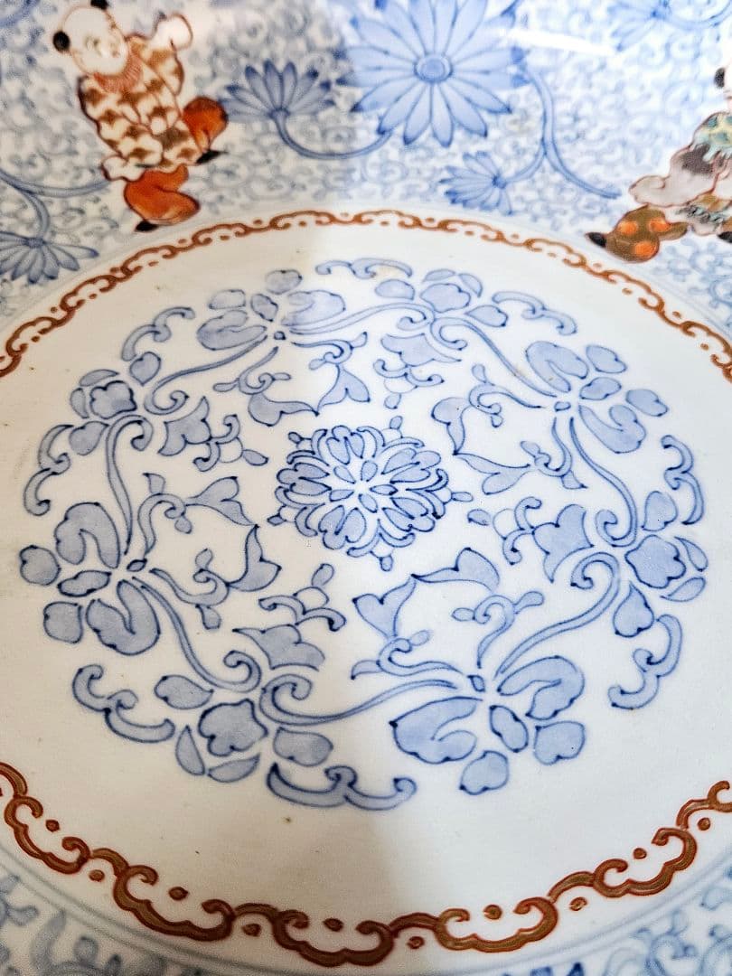 大名品❗】江戸時代　古伊万里　染錦　 唐草文に金彩色絵唐子図　31.2cm大鉢